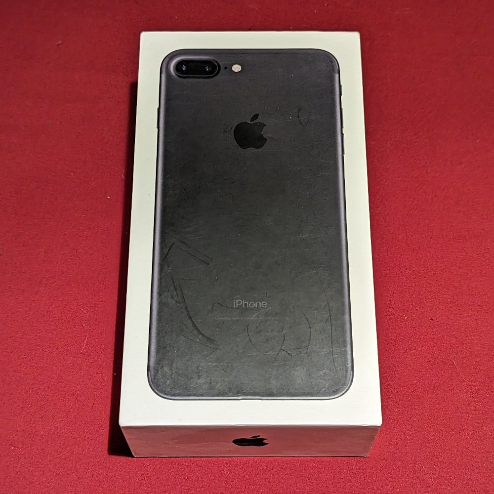 iPhone 7 Plus Box #2***